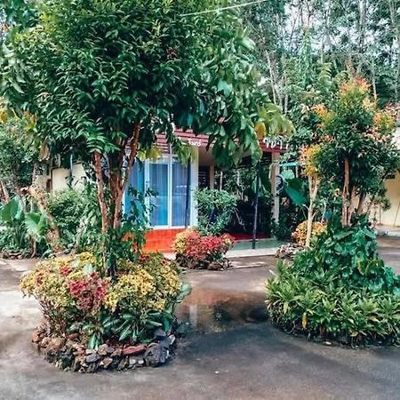 Song Pee Nong Resort Phattalung Phatthalung Exteriör bild